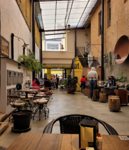 interior café sete e leiteria quedas